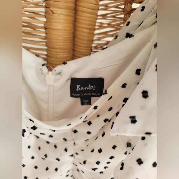 BARDOT Jessi Ruched & Ruffled Party Dress (US 8) - Picture 5 of 5